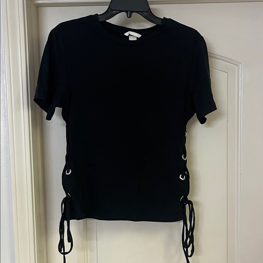 H&M Black Lace-Up Side Women’s Short Sleeve Top